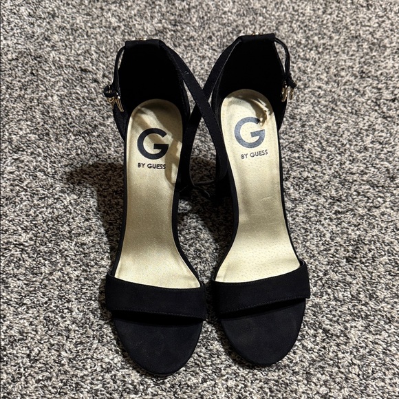 G by Guess Elegant Black Heels - Picture 1 of 5